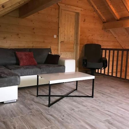 Forest Jura Lodge - Chalet De La Vache Alièze المظهر الخارجي الصورة